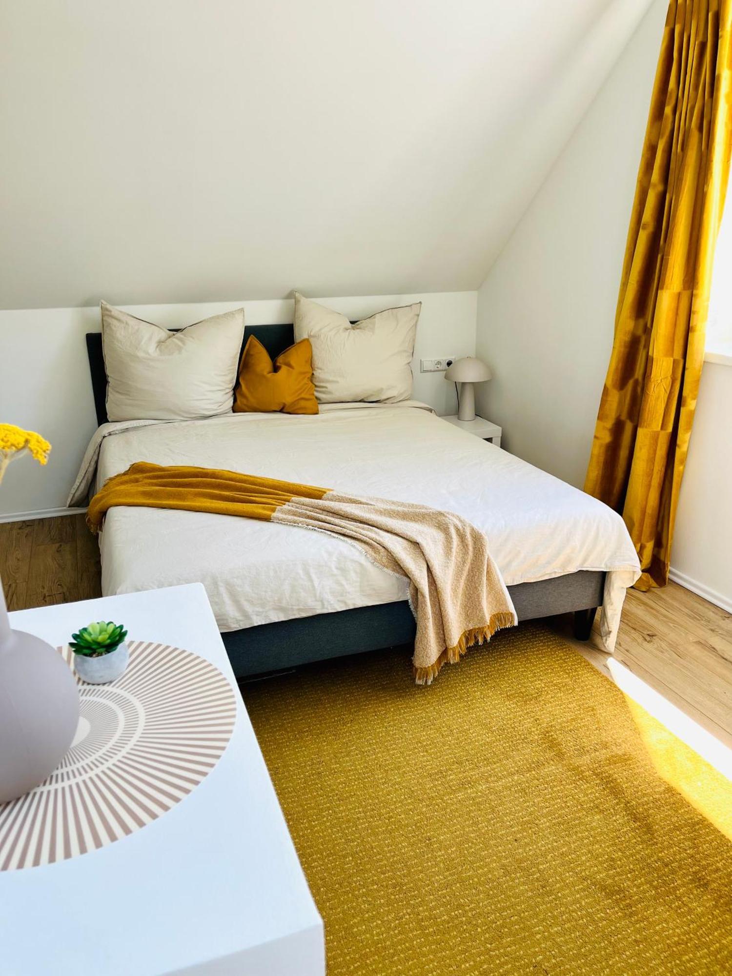 55m2 Rabenstein Kids Welcome, Wifi, Parkplatz, Waschmaschine, Babybett, Sandkasten Apartment *